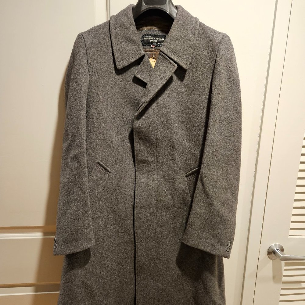 Vintage Pierre Cardin Men's Pure wool long over coat size 48 38